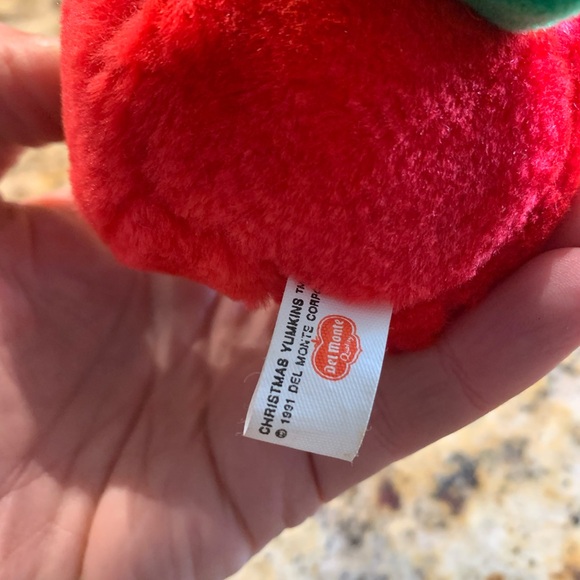 1991 Kitschy plush Christmas Yumkins by Del Monte Fruit and veggies - Picture 7 of 12